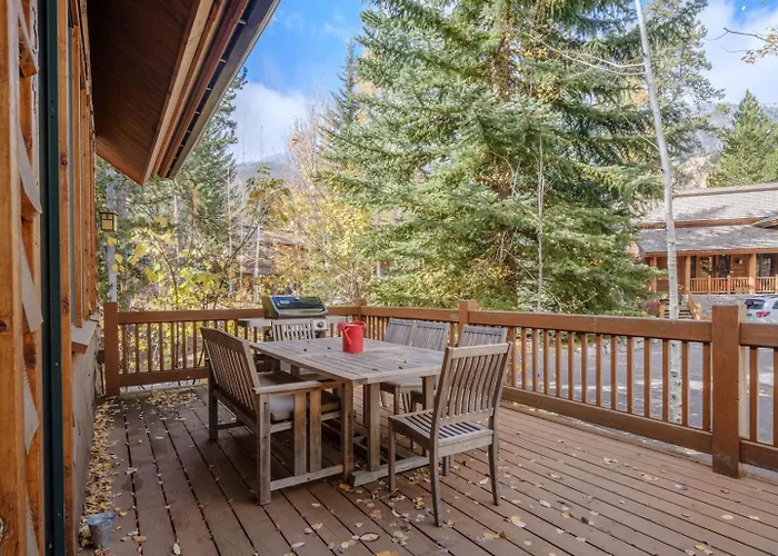 Rmr: Granite Ridge Homestead 3134 In
